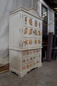 ropero de madera maciza hecho a medida